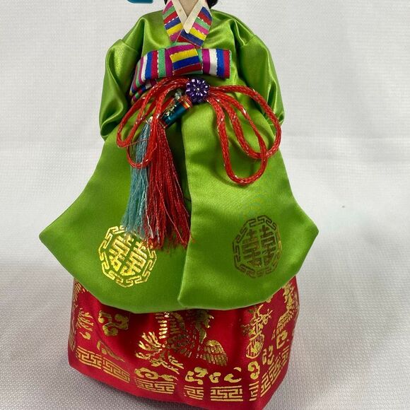 Vintage Korean Native Hanbok Doll Green Red Silk Dress Embroidered Folk Art - Picture 3 of 6